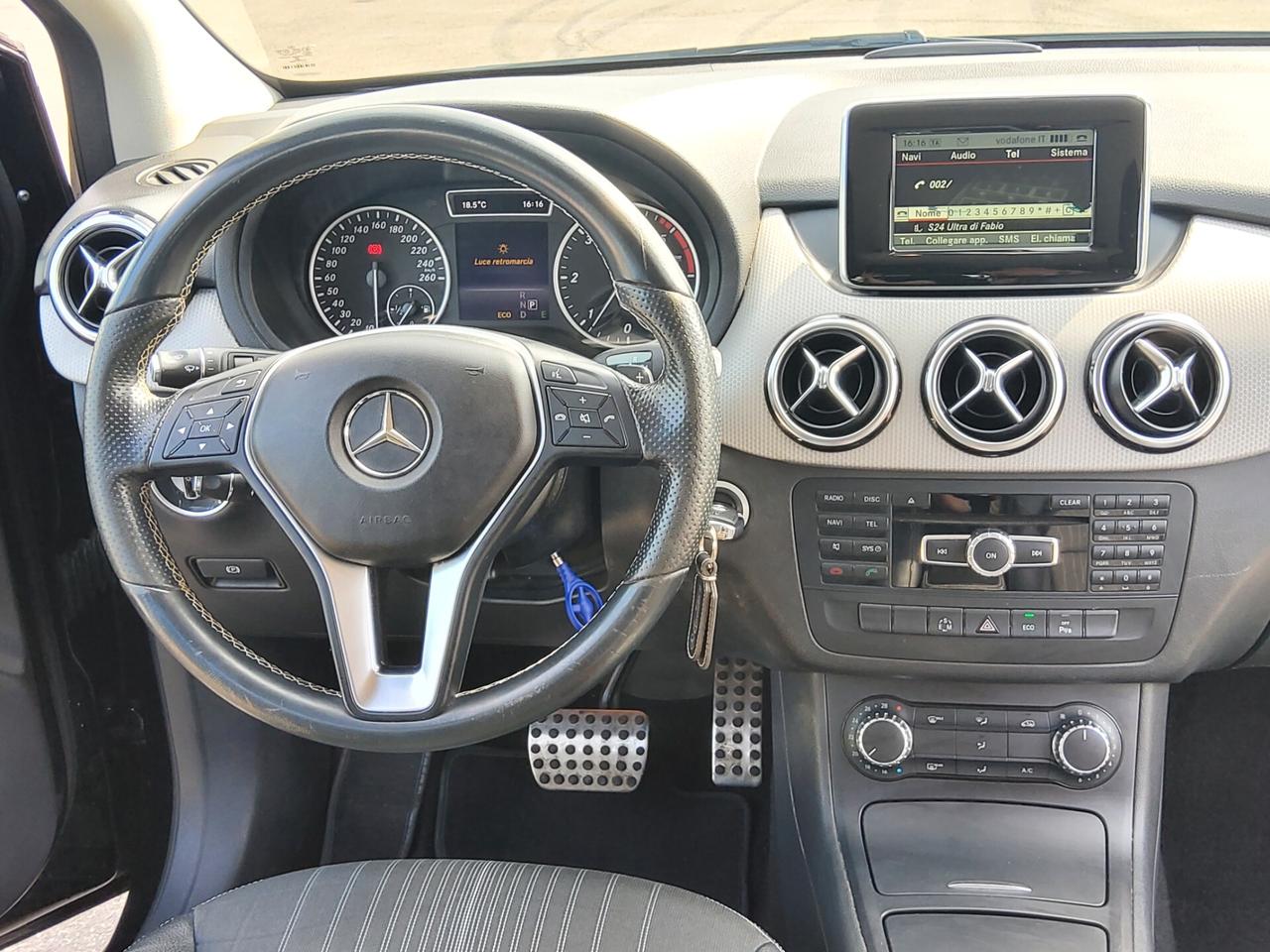 Mercedes-benz B 200 CDI Automatic Premium