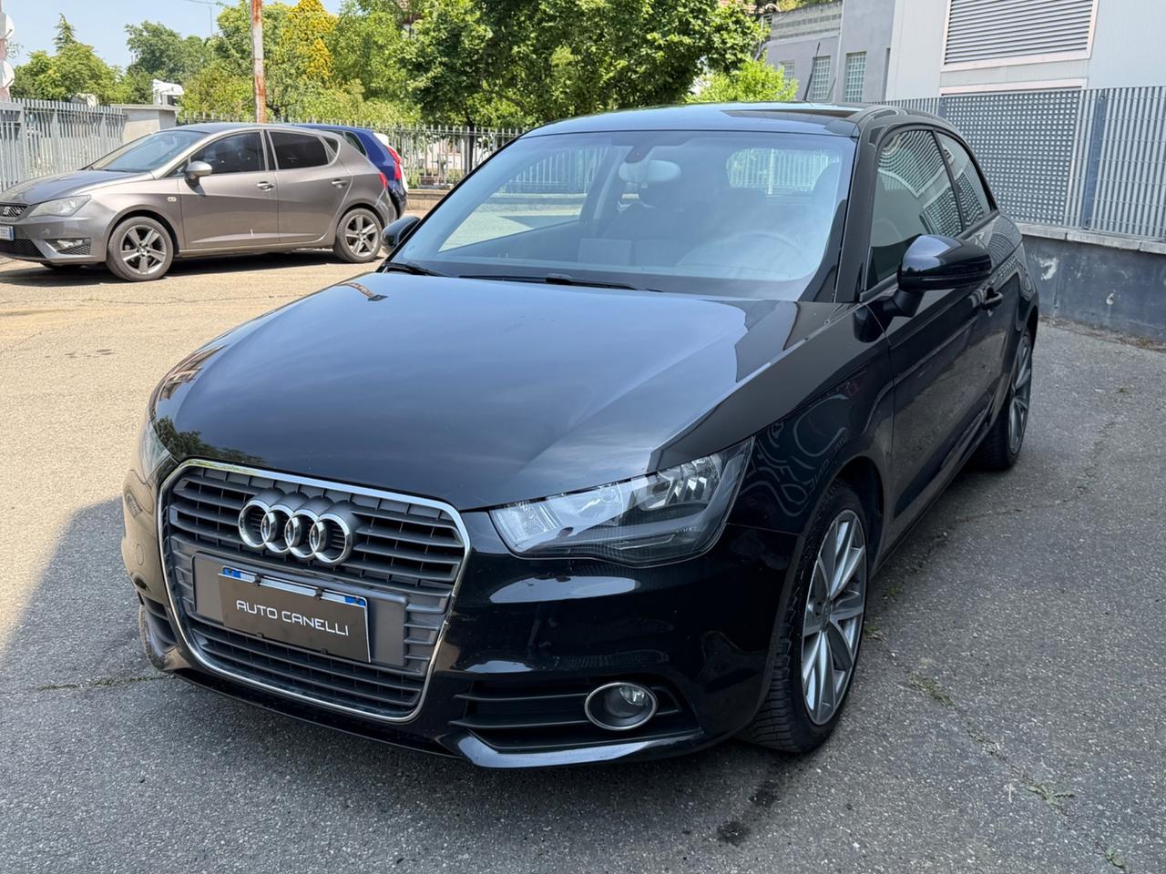 Audi A1 1.6 TDI 105 CV Attraction NEOPATENTATI OCCASIONE