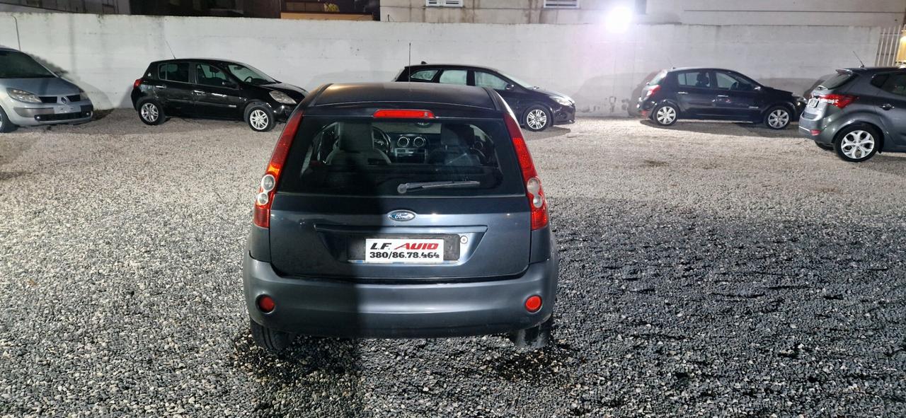 Ford Fiesta 1.2 16V 5p. Titanium 130000km 5p.