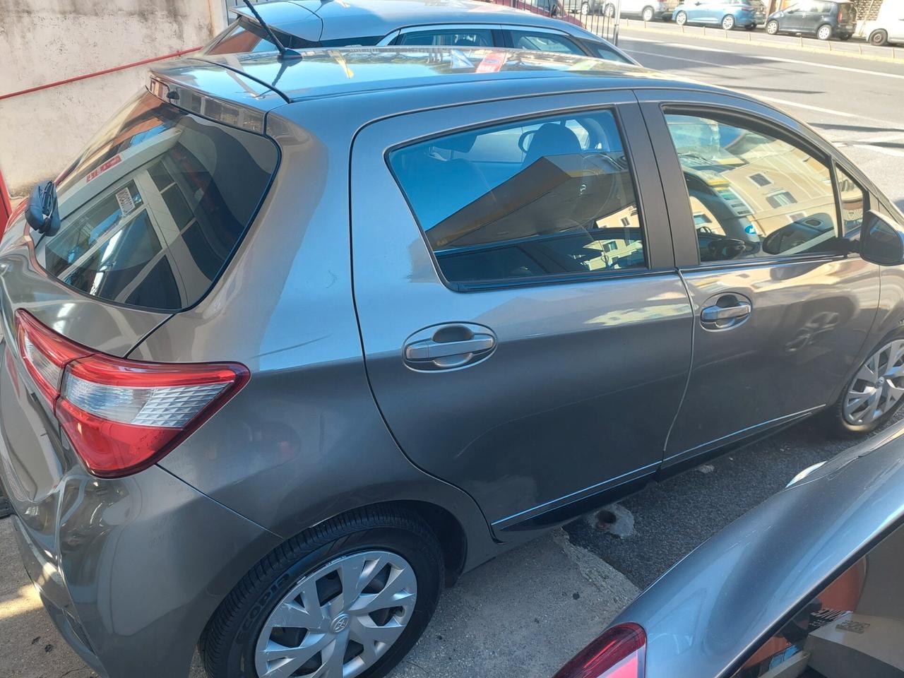 Toyota Yaris 1.0 5 porte Business