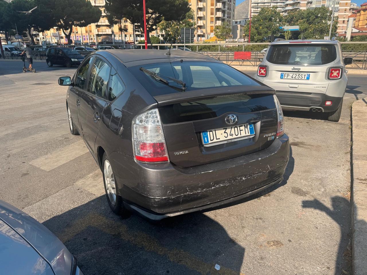 Toyota Prius 1.5i 16V nello stato in cui si trova