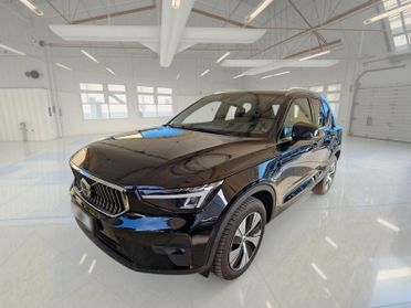 VOLVO XC40 T4 RECHARGE PLUG-IN AUTO CORE SUV