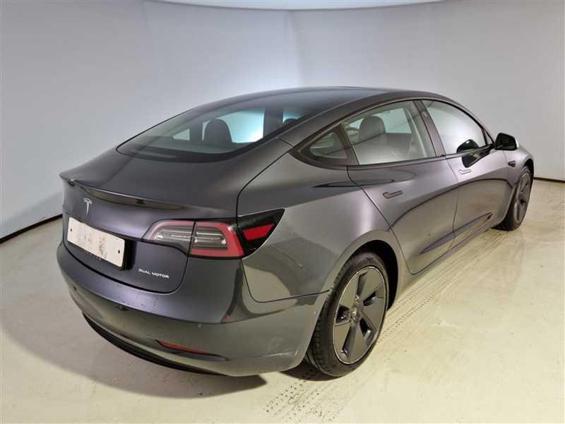 TESLA MODEL 3 75 kWh Long Range Dual Motor AWD 4 PORTE BERLINA