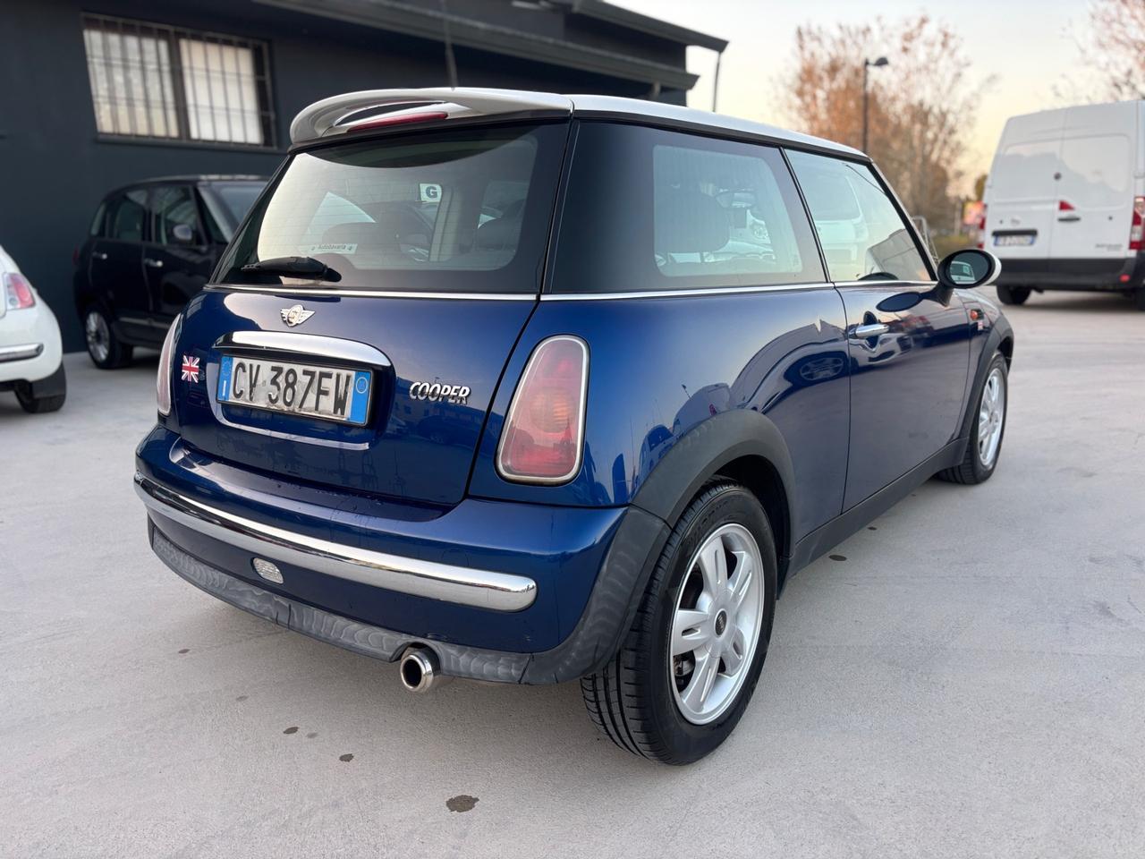 Mini 1.6 16V Cooper
