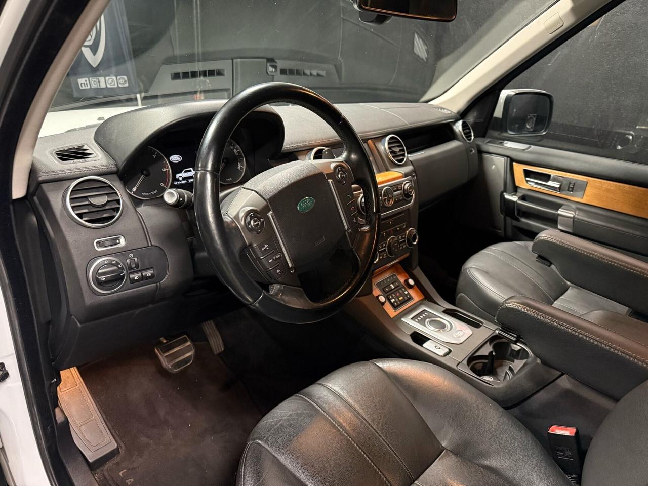 Land Rover Discovery 4 3.0 SDV6 HSE 7 posti