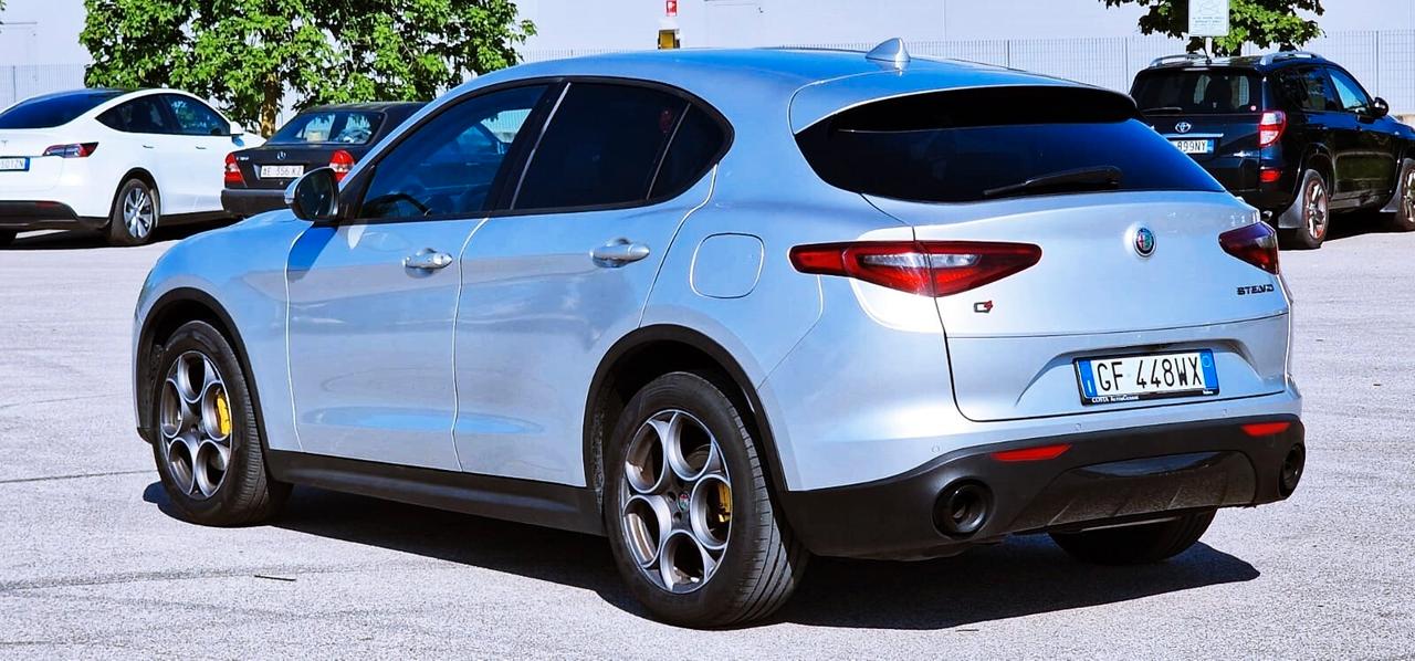 Alfa Romeo Stelvio 2.2 Turbodiesel 190 CV AT8 Q4 Executive