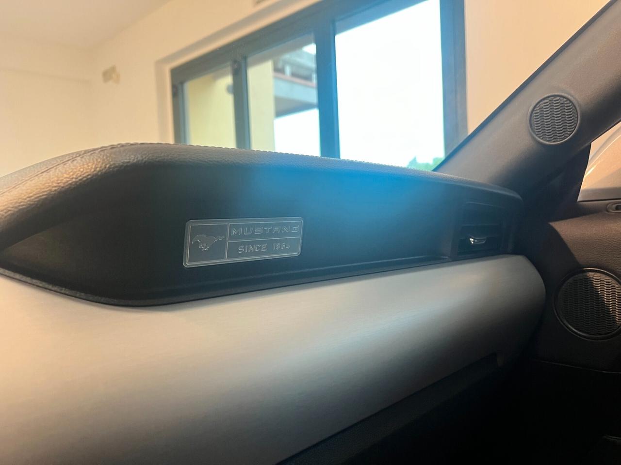 Ford Mustang Fastback 5.0 V8 TiVCT aut. GT