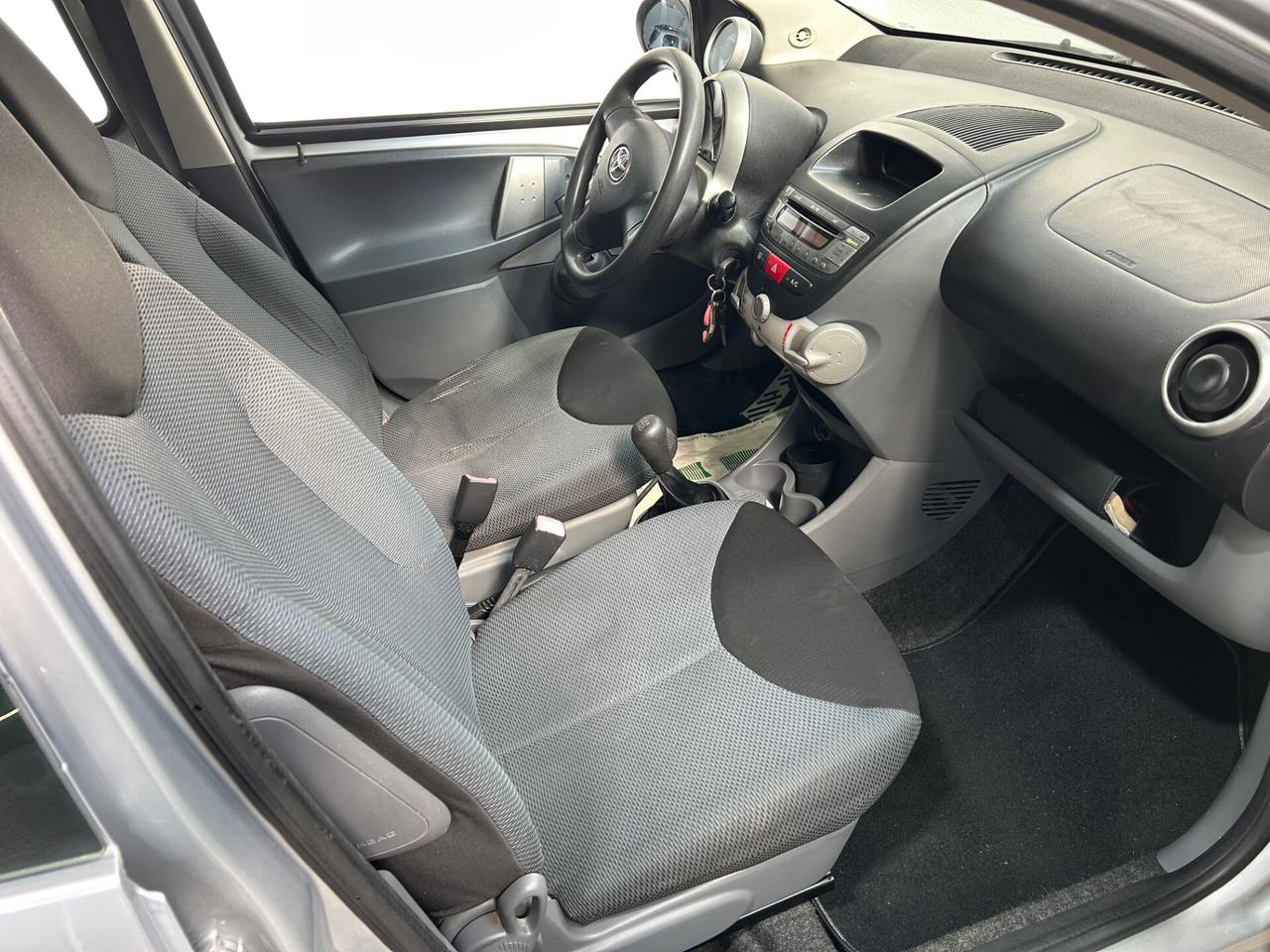 Toyota Aygo 1.0 12V VVT-i 5 porte