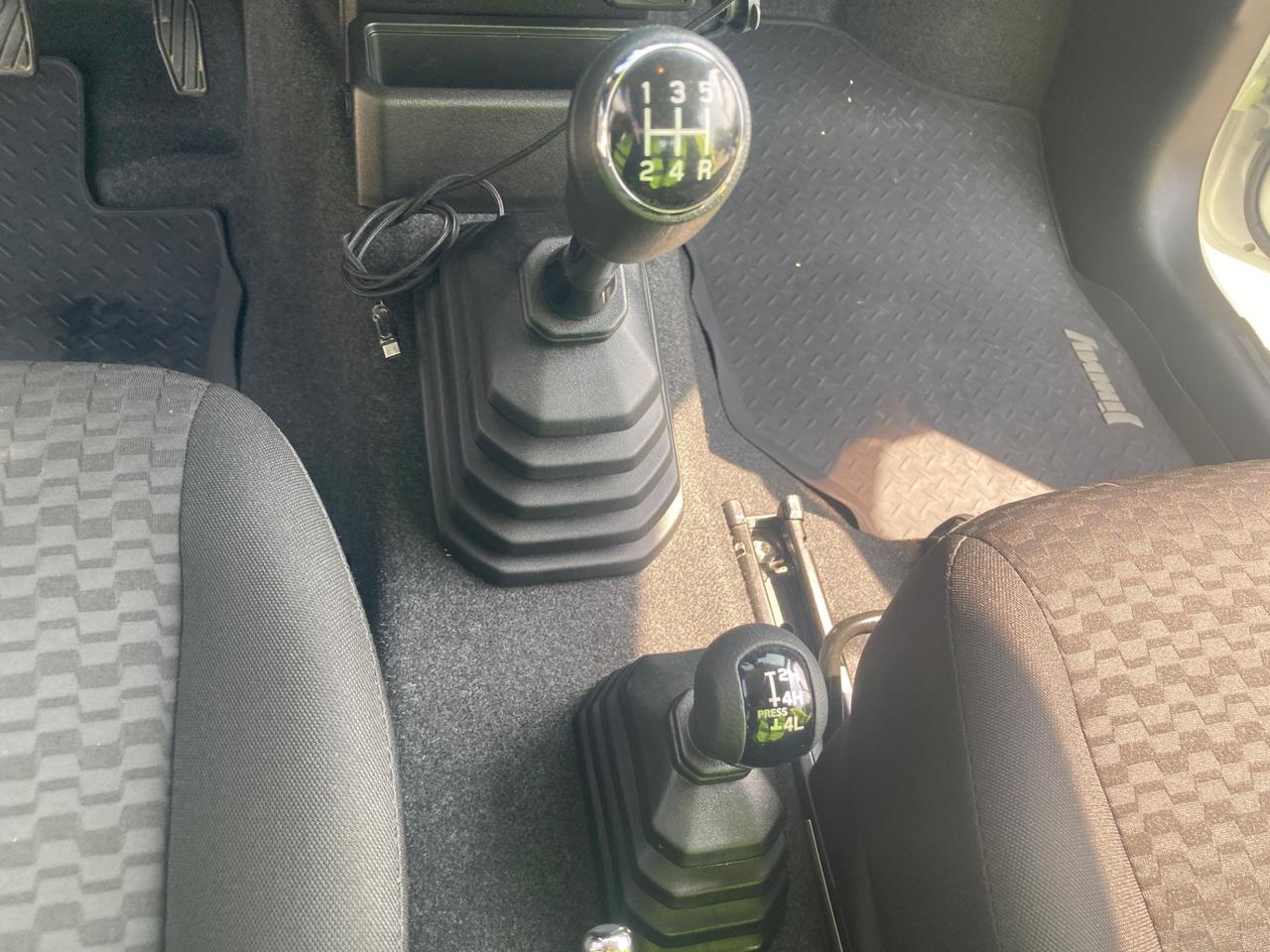 Suzuki Jimny 1.5 5MT PRO (N1)