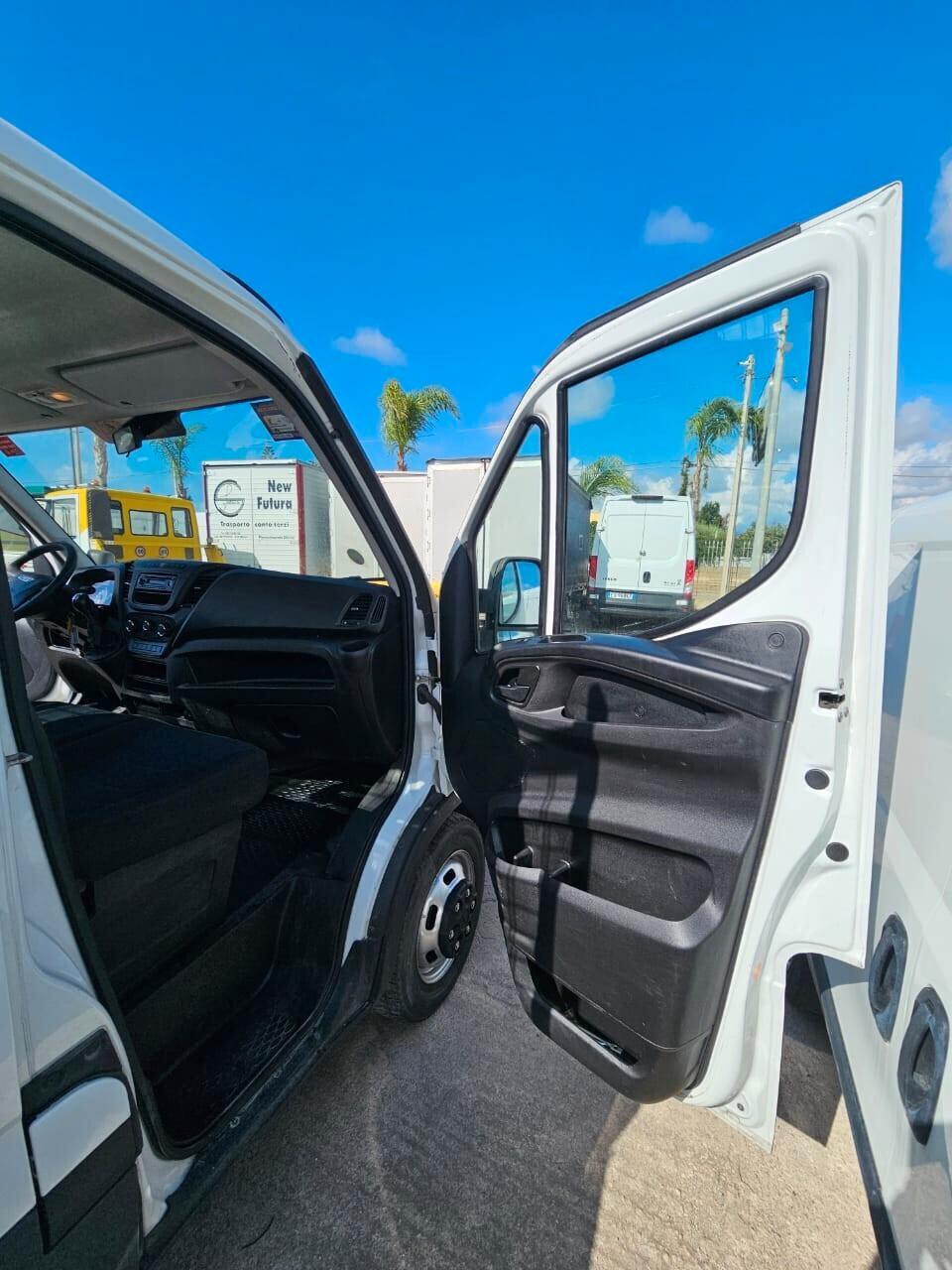 Iveco Daily 35 C 14 ribaltabile con 79.000km