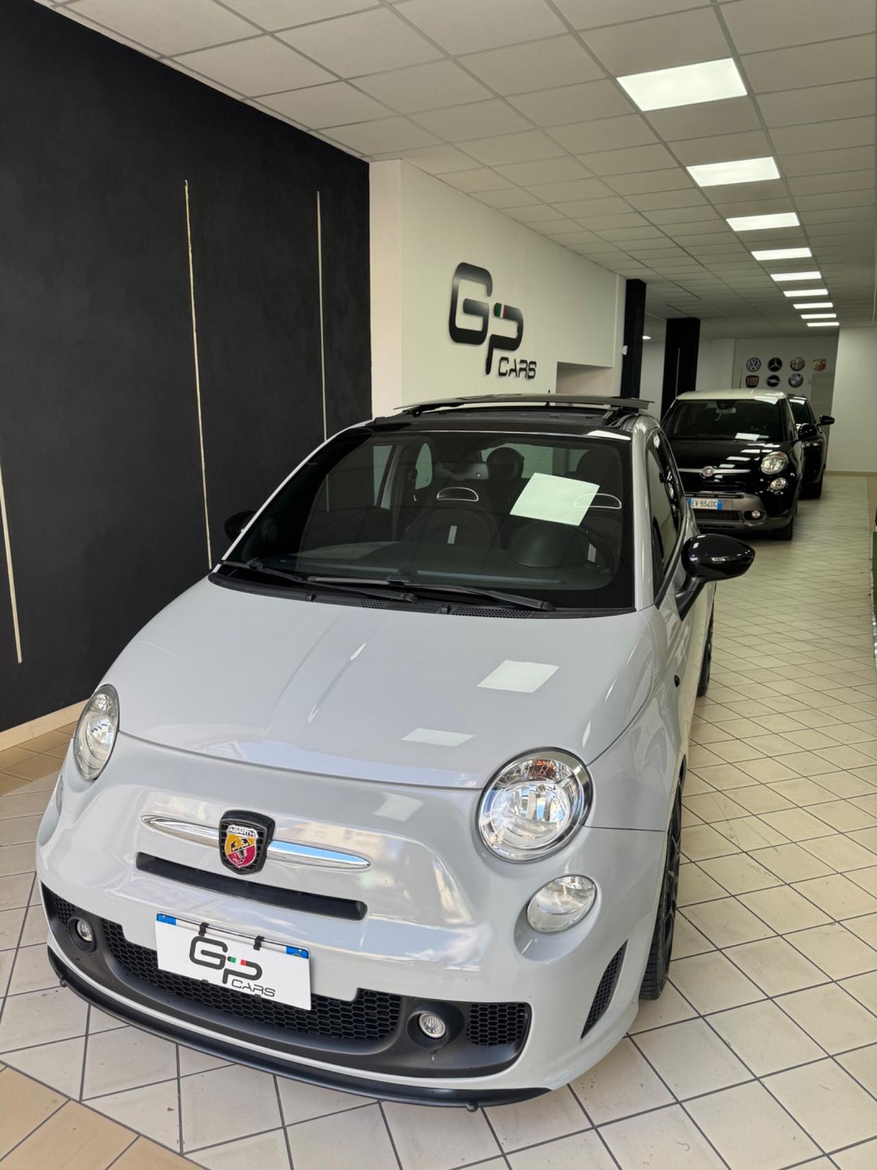 Abarth 500 C 1.4 Turbo T-Jet Custom