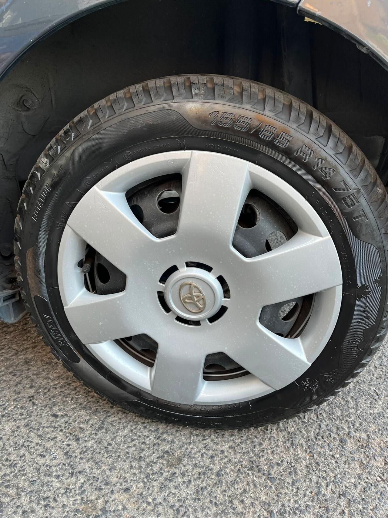 Toyota Aygo 1.0 benzina