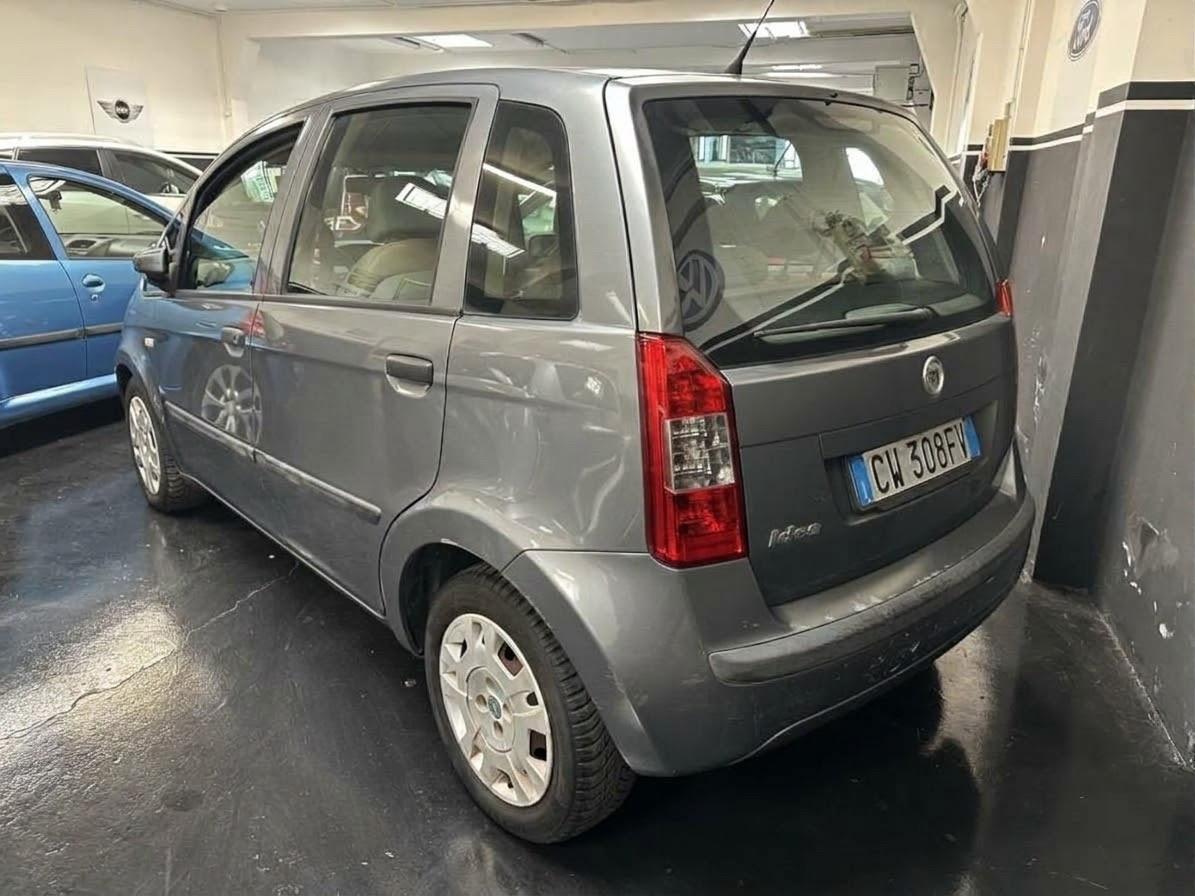 Fiat Idea 1.4 16V Emotion