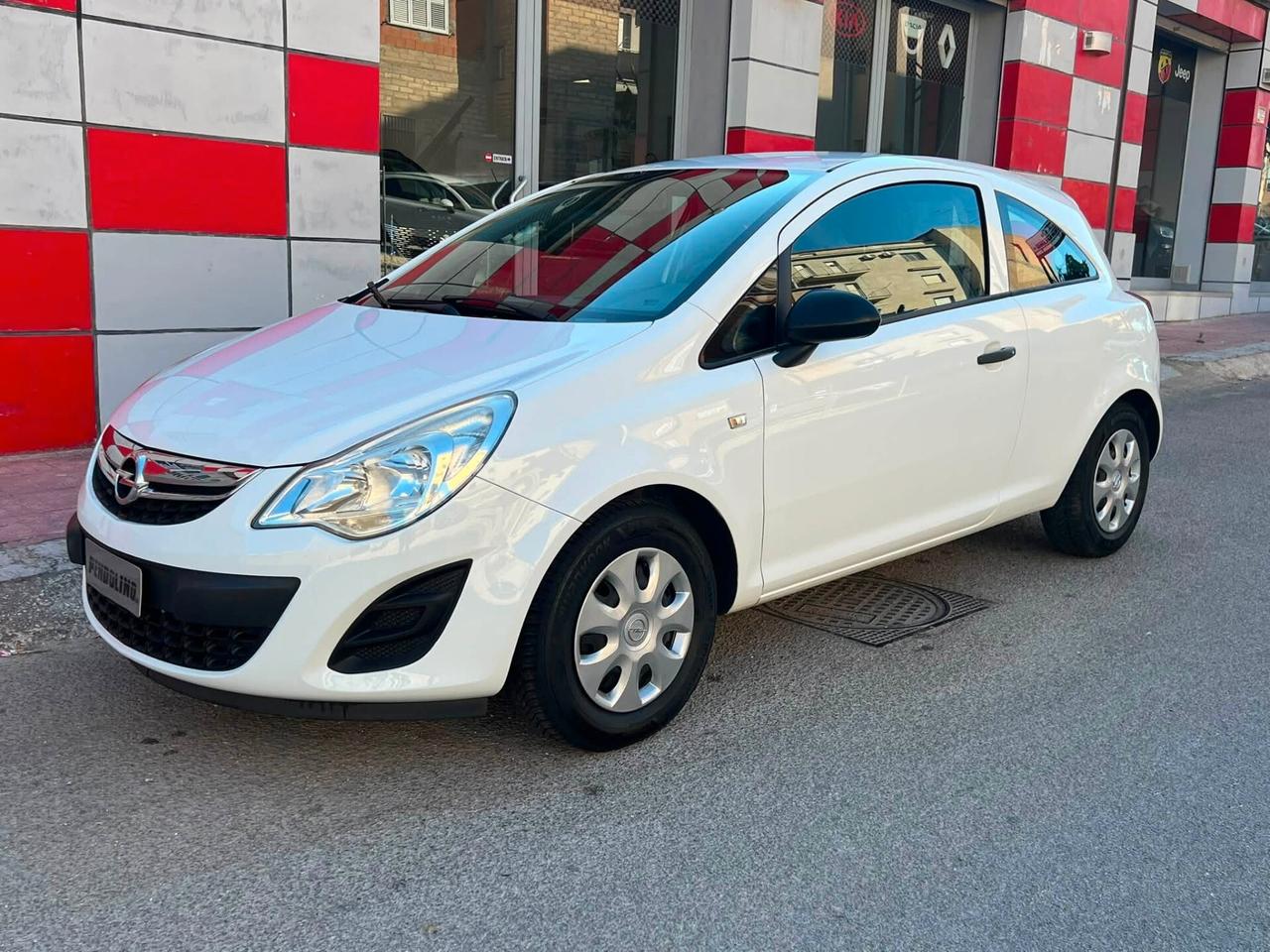 Opel Corsa 1.2 3 porte Selection