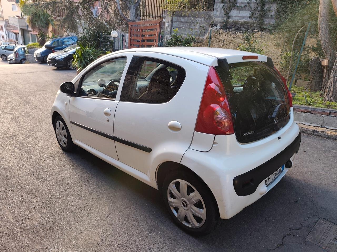 Peugeot 107 1.0 68CV 5p. 2010