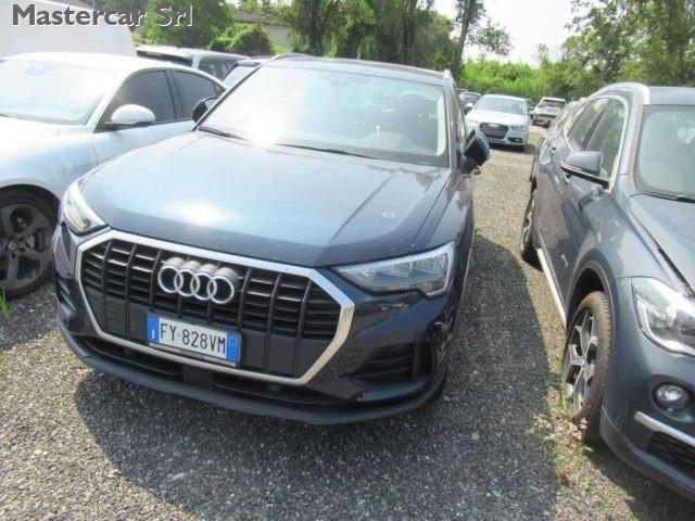 AUDI Q3 1.5 tfsi mhev Business Advanced s-tronic FY828VM