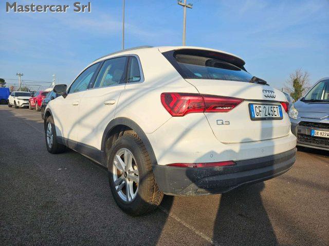AUDI Q3 Q3 45 1.4 tfsi e Business s-tronic - GF245ET