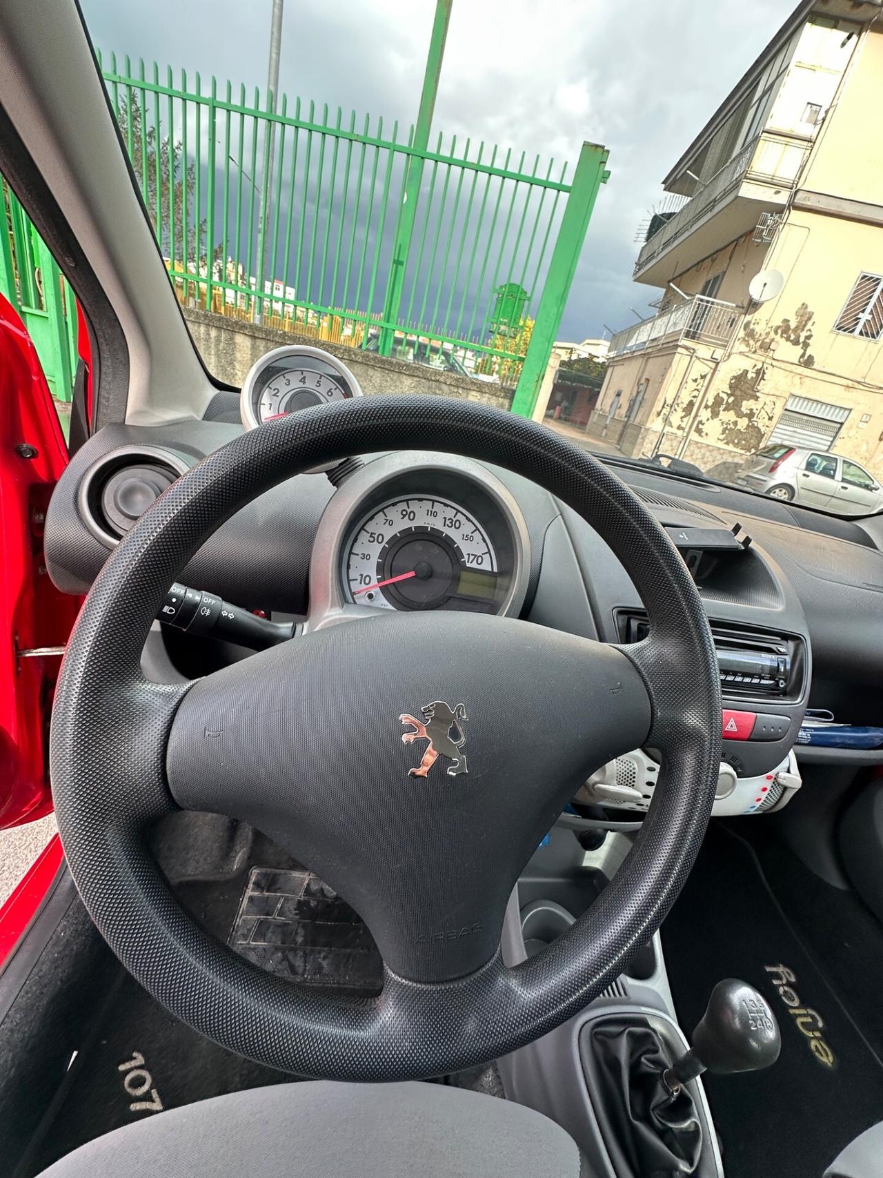 Peugeot 107 1.0 68CV 3p. Desir