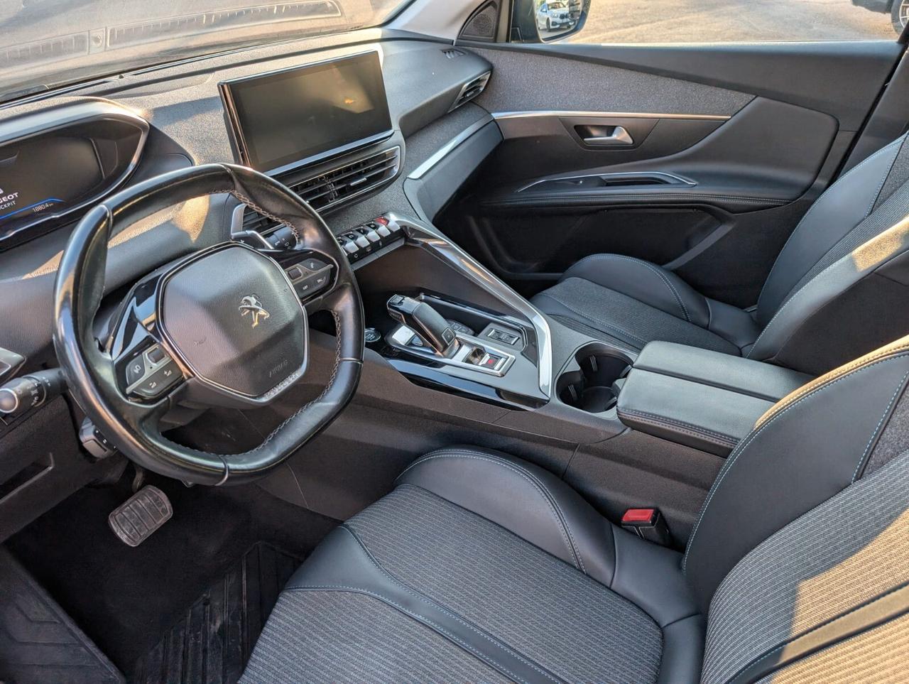Peugeot 3008 BlueHDi 130 S&S EAT8 Allure