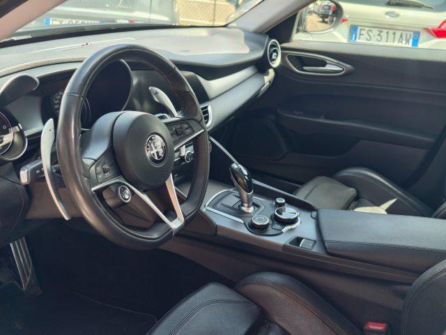 ALFA ROMEO Giulia Veloce 210 CV AT8 AWD Q4