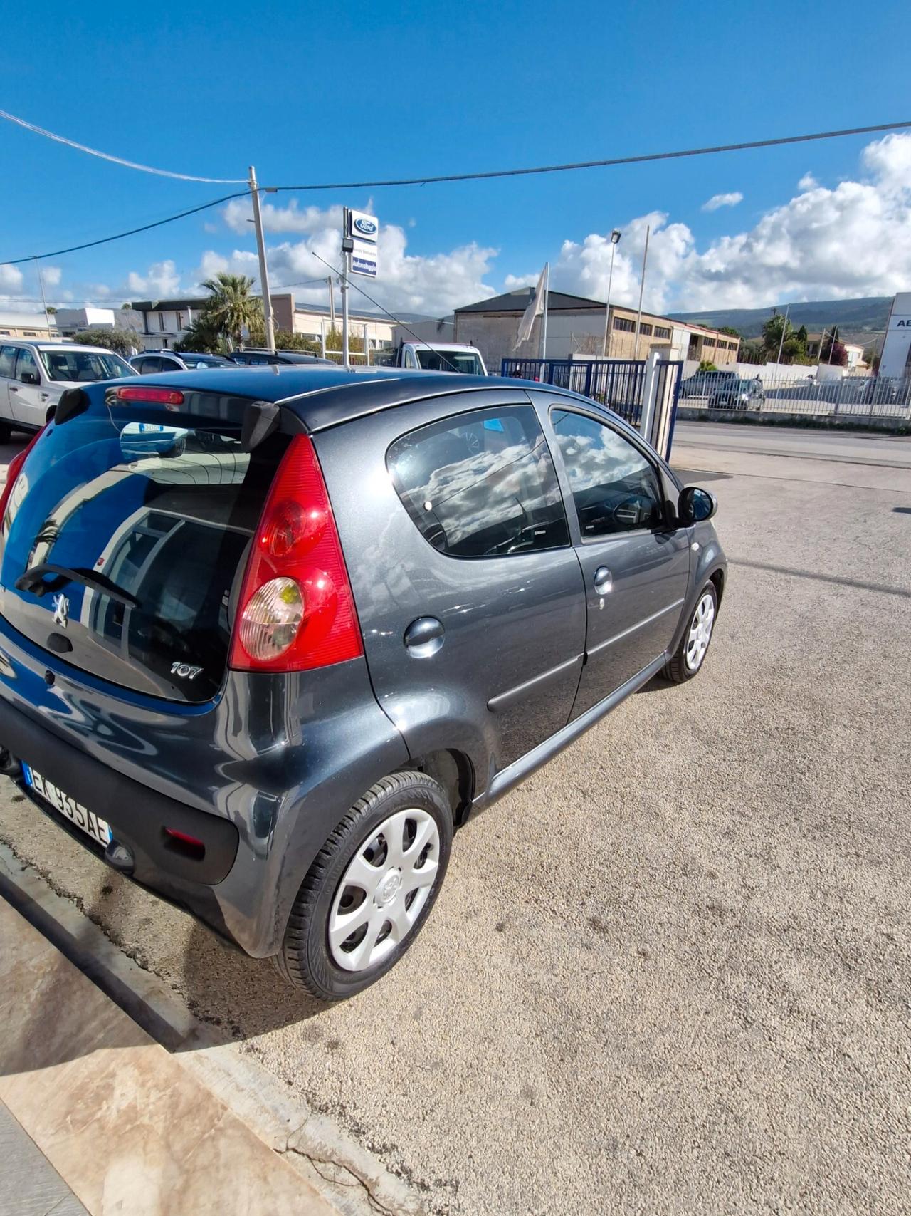 Peugeot 107 1.0 68CV 5p. Active