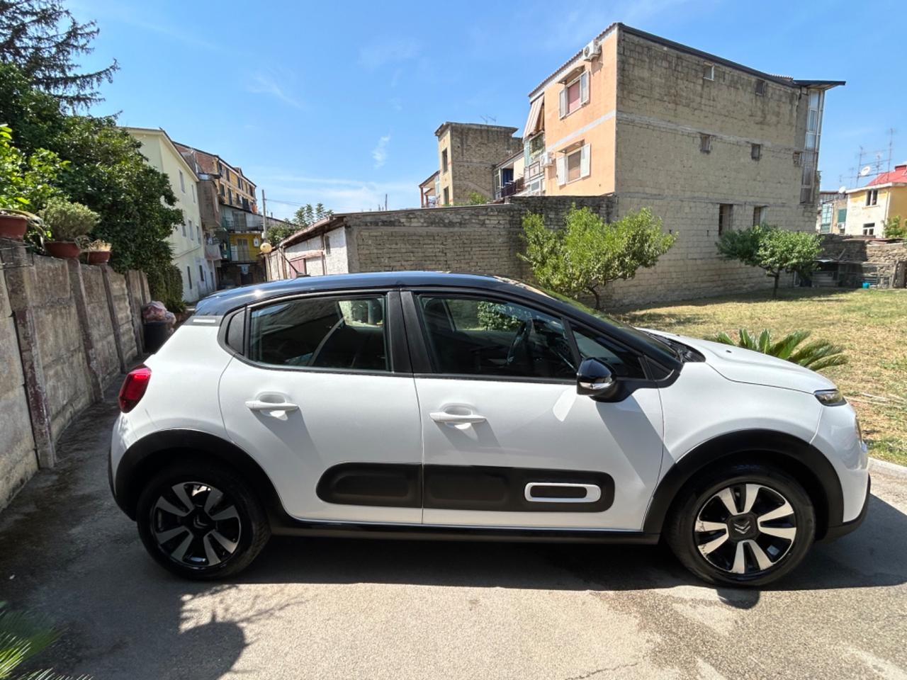 Citroen C3 PureTech 110 S&S Automatica Shine Pack