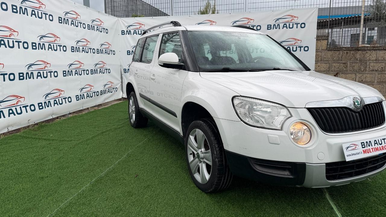 Skoda Yeti CAMBIO AUTOMATICO 1.2 TSI Adventure GARANZIA 12 MESI