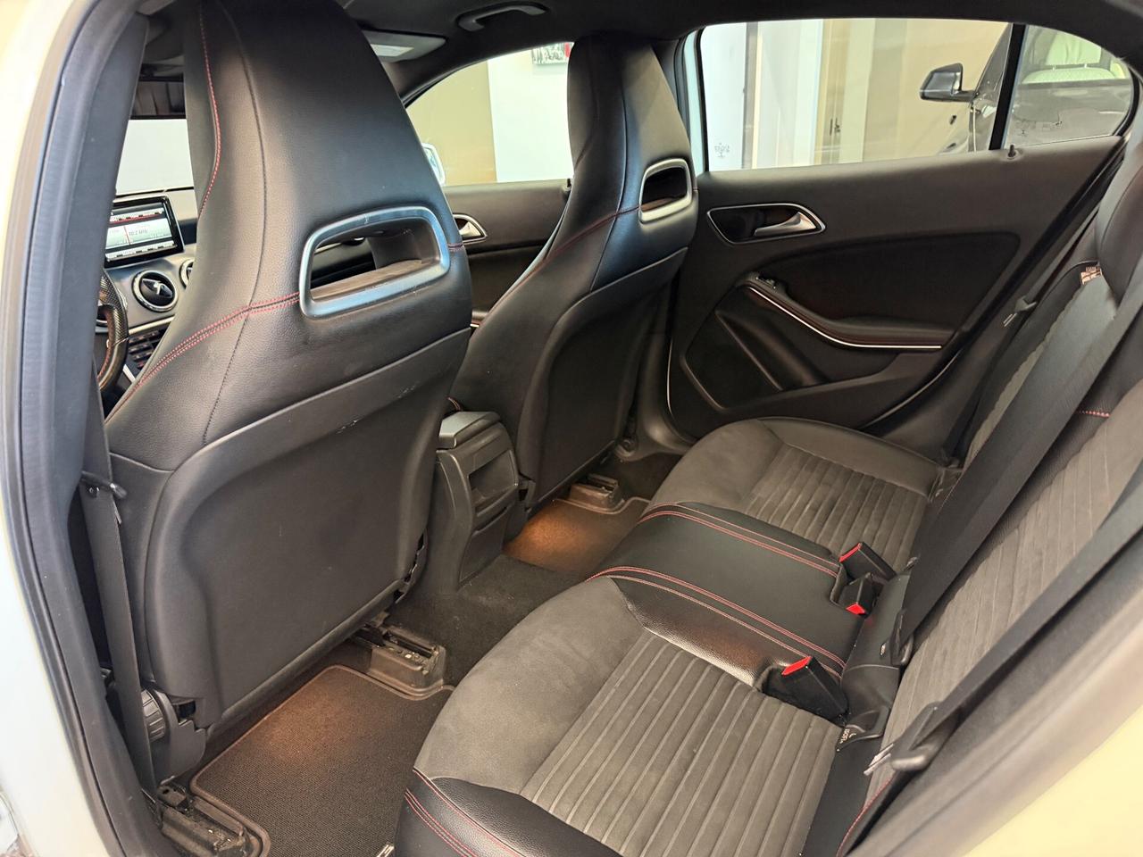 Mercedes-benz GLA 200 GLA 200 CDI Automatic 4Matic Premium