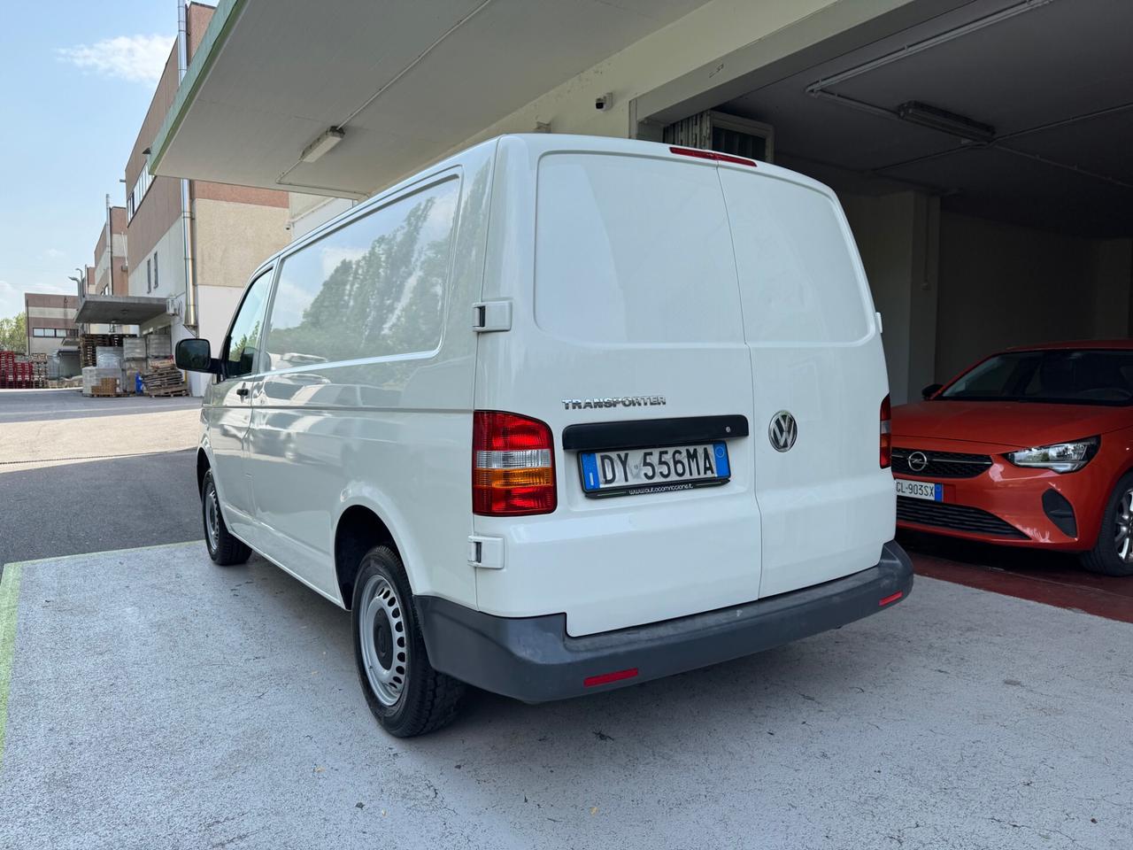 Volkswagen Transporter T5 1.9 TDI GARANZIA 24 MESI