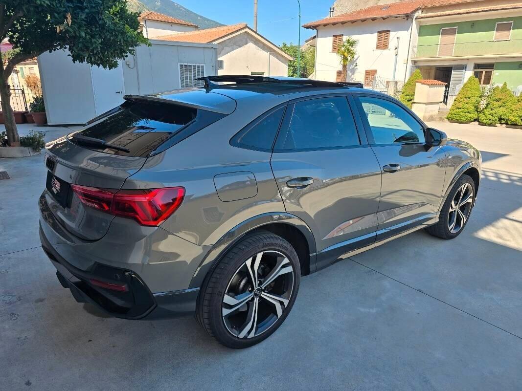 Audi Q3 40 TDI quattro S tronic line edition Identity Black