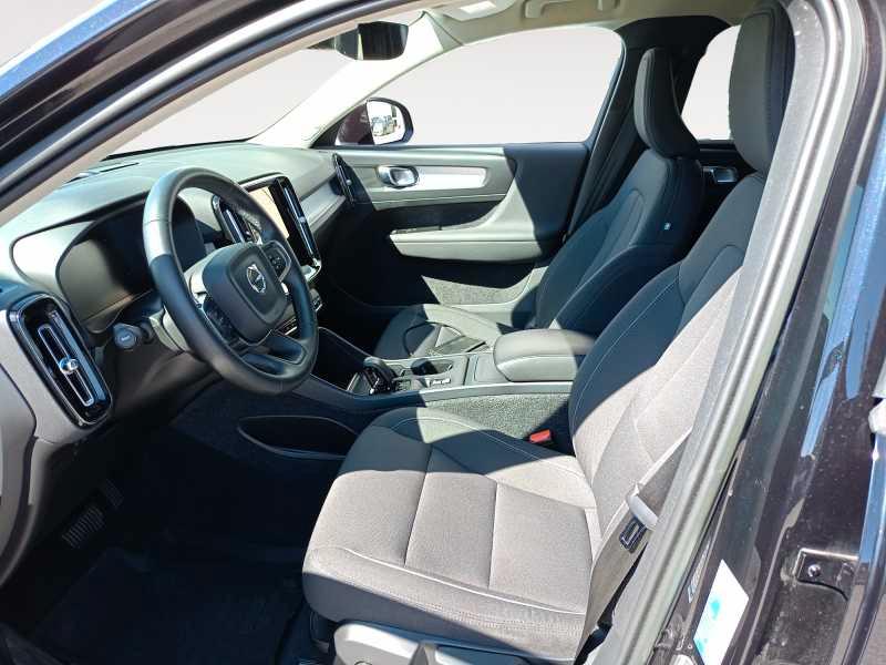 VOLVO XC40 1.5 t2 Momentum auto my21