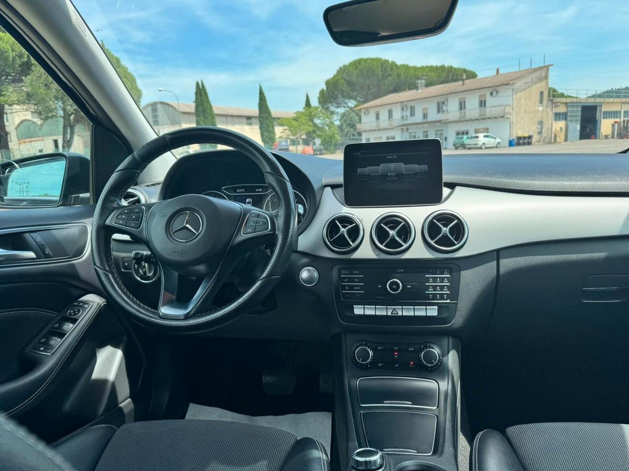 Mercedes-benz B 200 d Automatic Premium