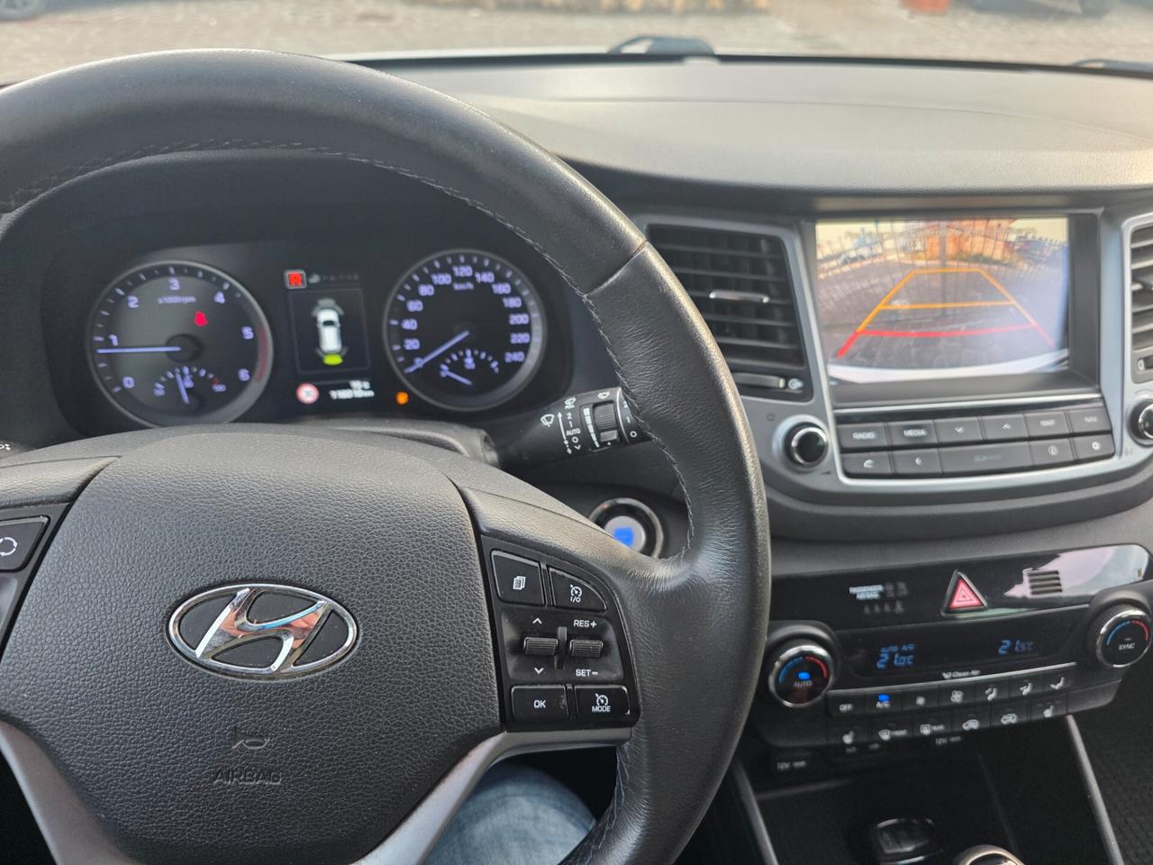 Hyundai Tucson 1.7 CRDi XPossible 115.000 km