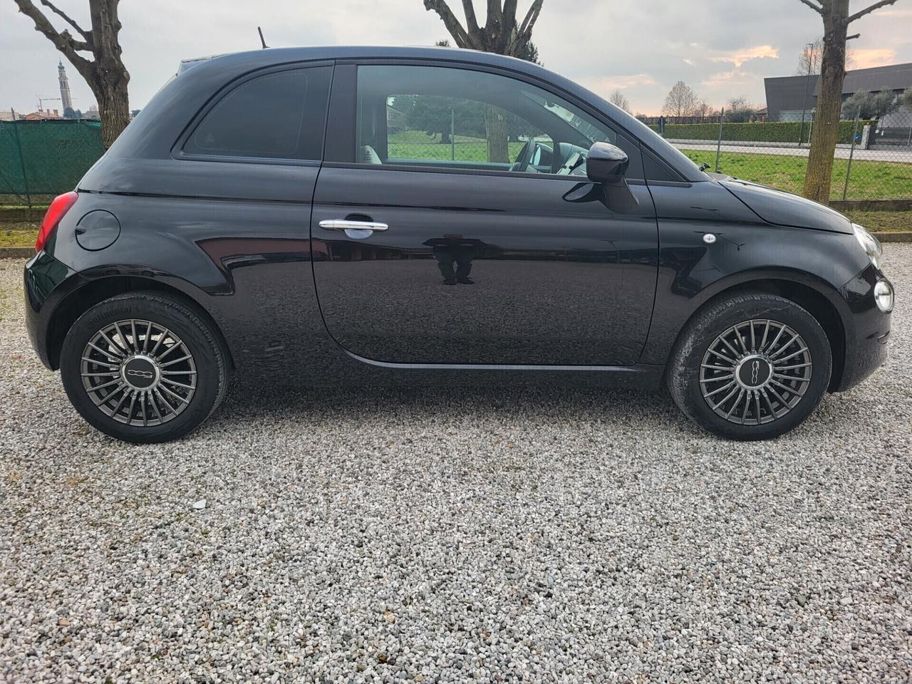 Fiat 500 1.0 Hybrid con solo 12000 km come nuova!