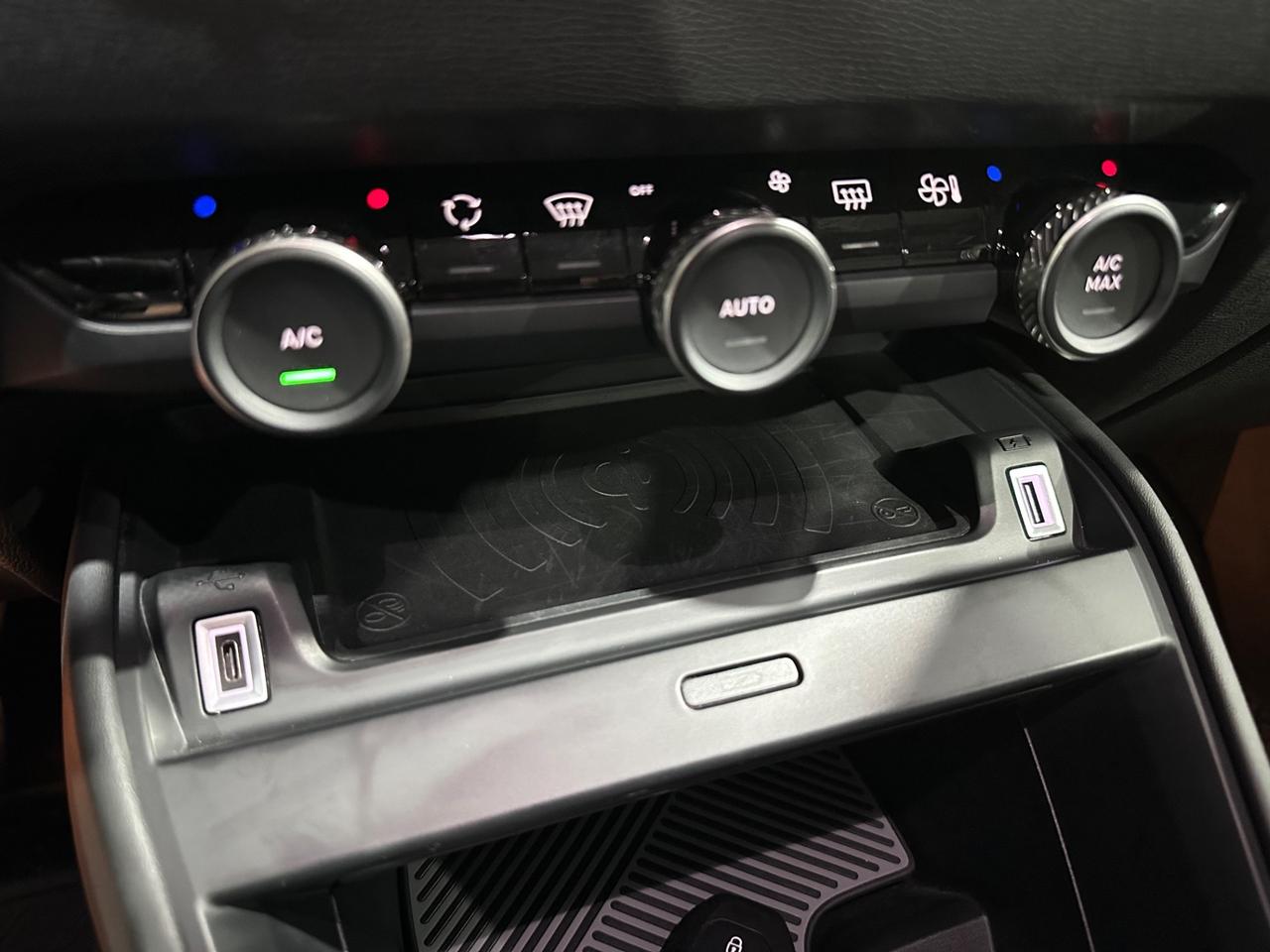 Citroen C4 PureTech 130 S&S Shine