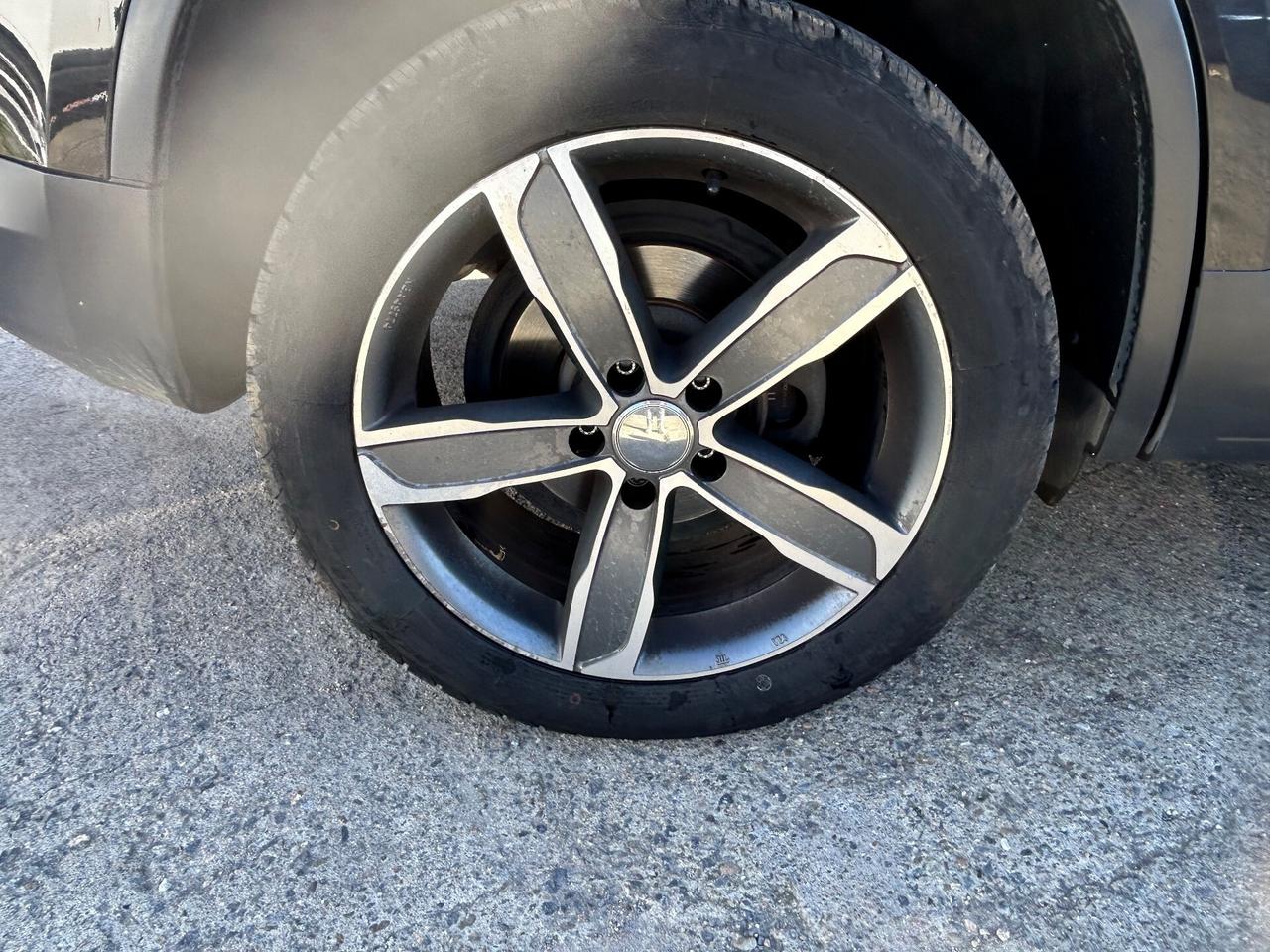 Volkswagen Tiguan 2.0 TDI 110 CV Cross BlueMotion Technology