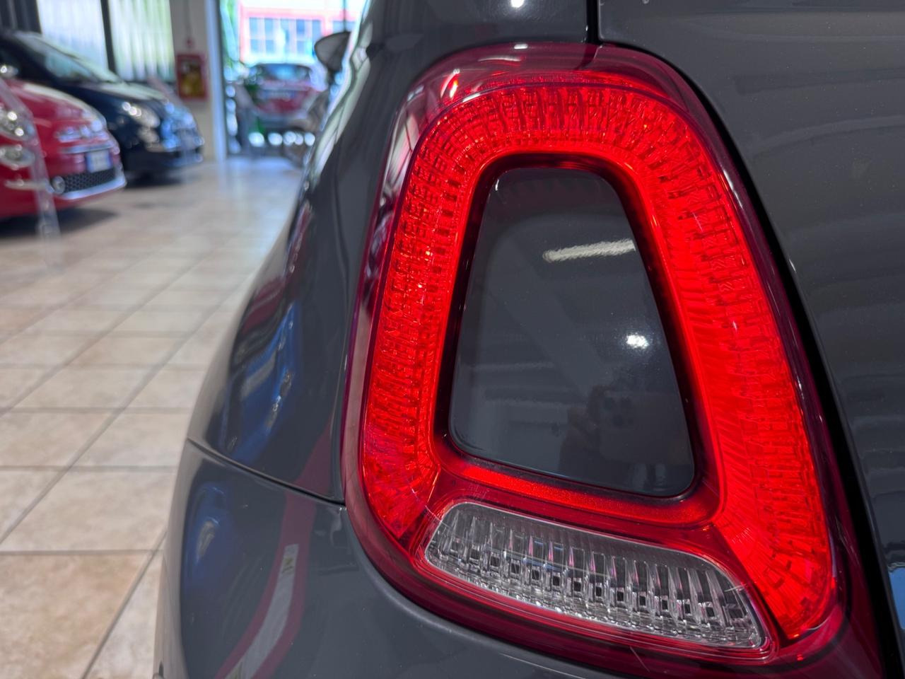 Abarth 595 1.4 Turbo T-Jet 165 CV Turismo