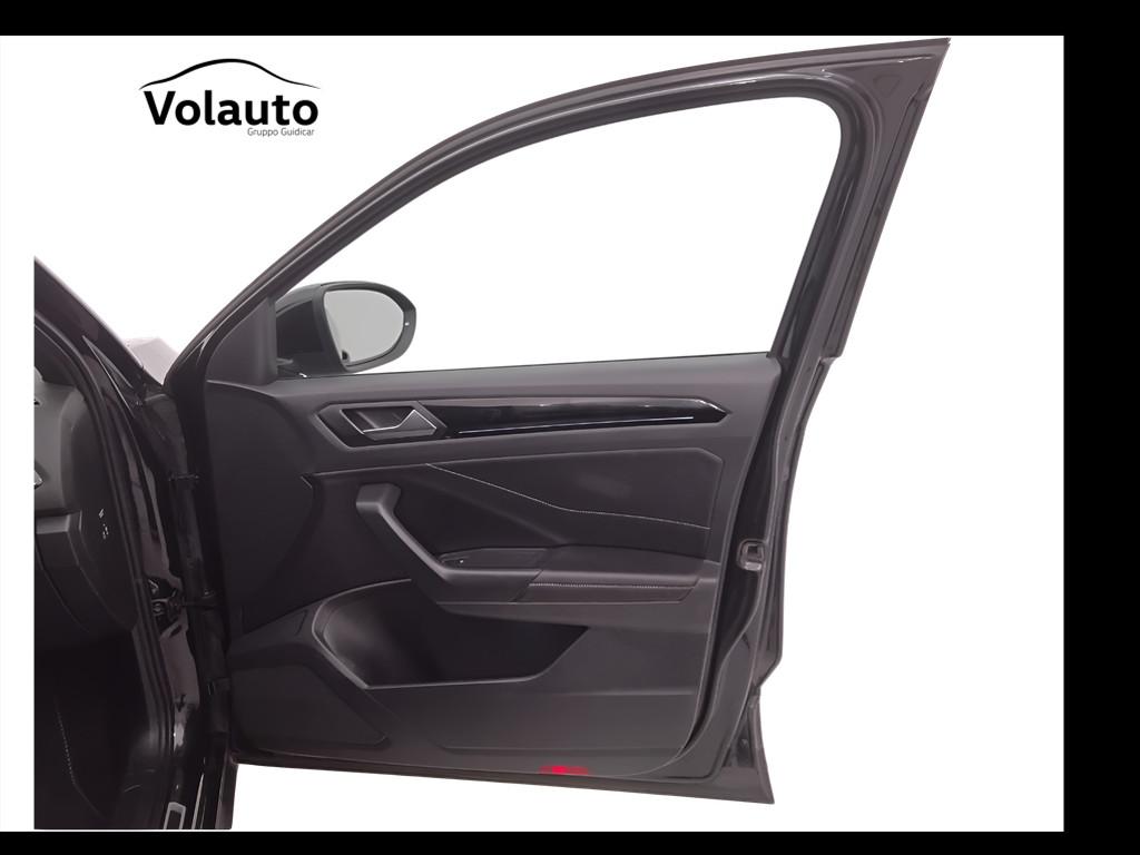 VOLKSWAGEN T-Roc I 2022 - T-Roc 1.5 tsi R-Line dsg