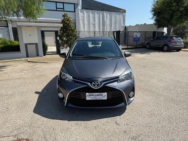 TOYOTA - Yaris - 1.4 D-4D 5p. Lounge MY 16 ; Adatta ai Neopatentati