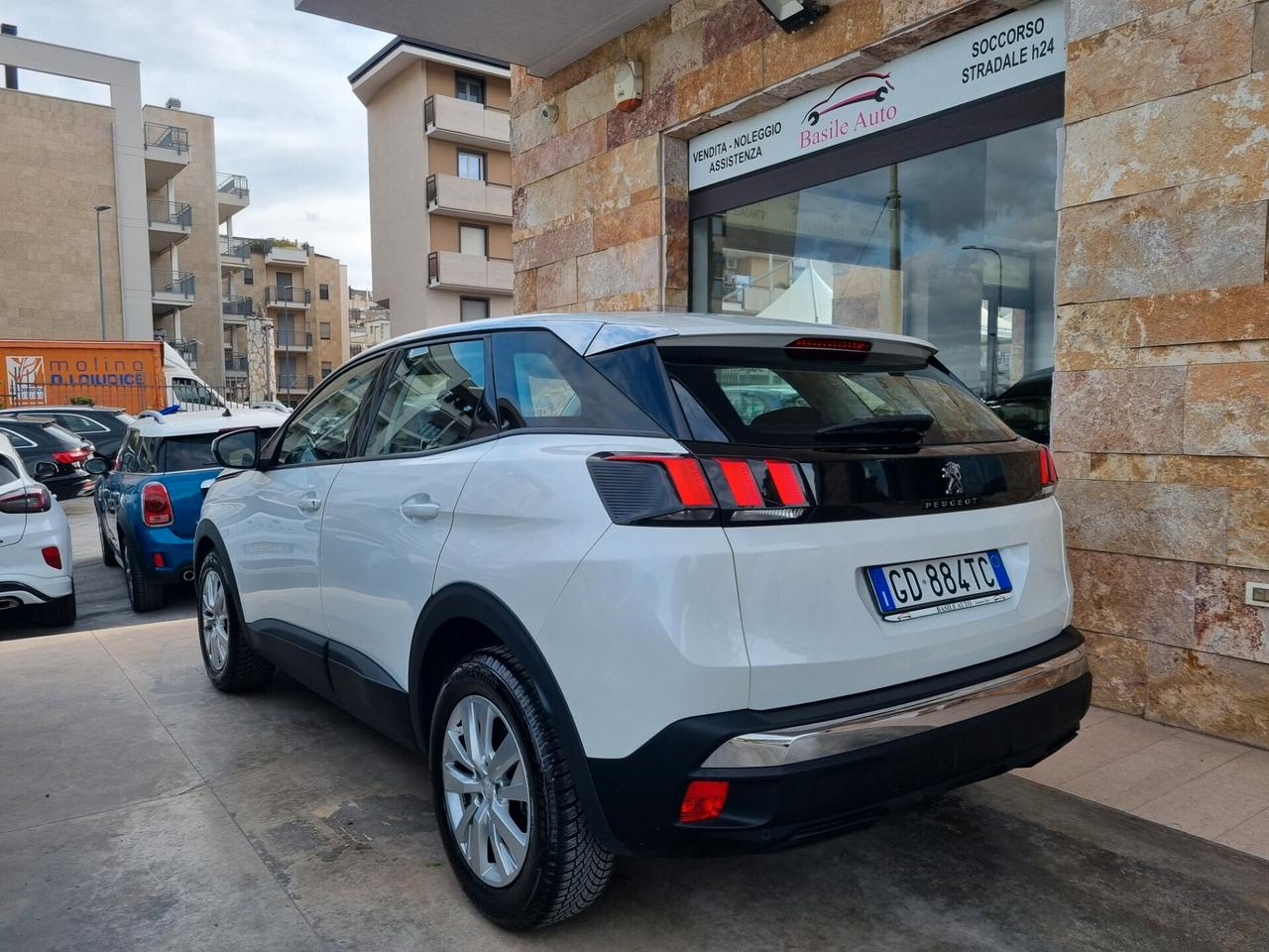 Peugeot 3008 BlueHDi 130 S&S Business