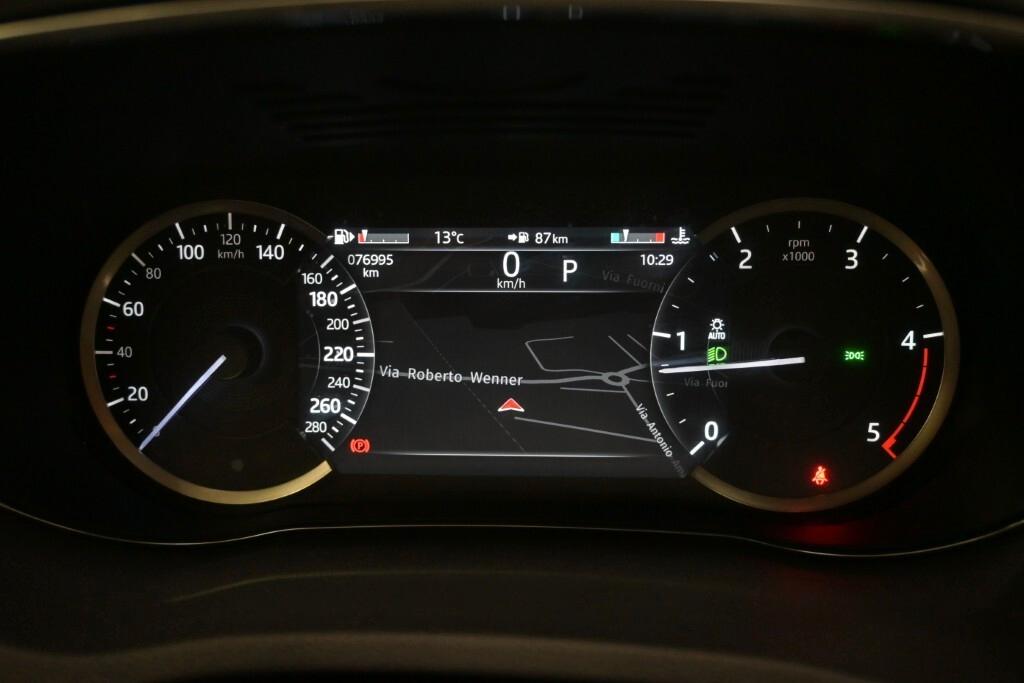 JAGUAR E-PACE 2.0D I4 204CV AWD AUTO ( FARI LED - TETTO PANORAMICO - NAVI - MIRROR - PDC - TELECAMERA POST. - CERCHI 18 )