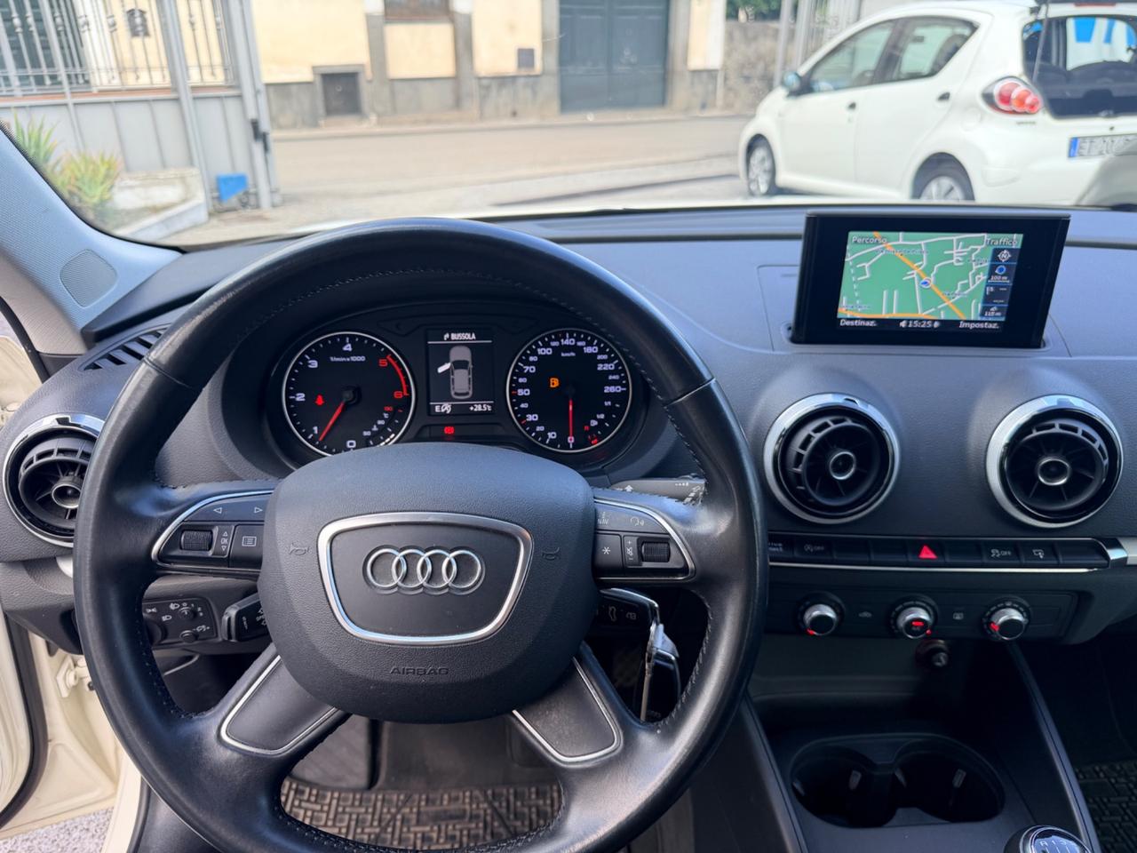 Audi A3 1.6 TDI 110 Cv Navi