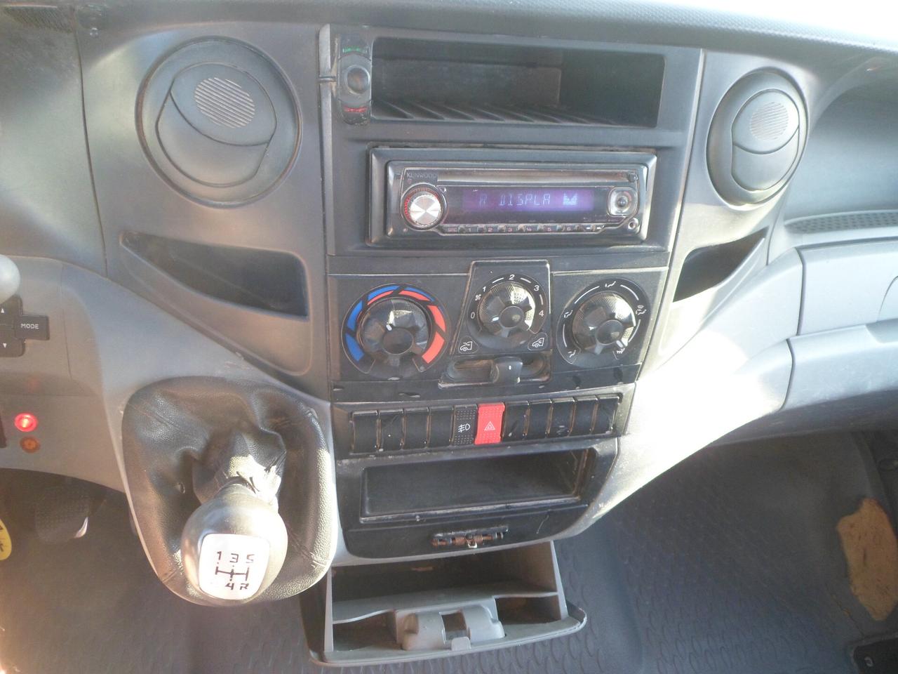 Iveco Daily 35c12 ribaltabile trilaterale