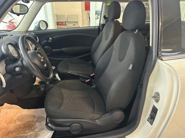 MINI One 1.6 16V One (55kW)