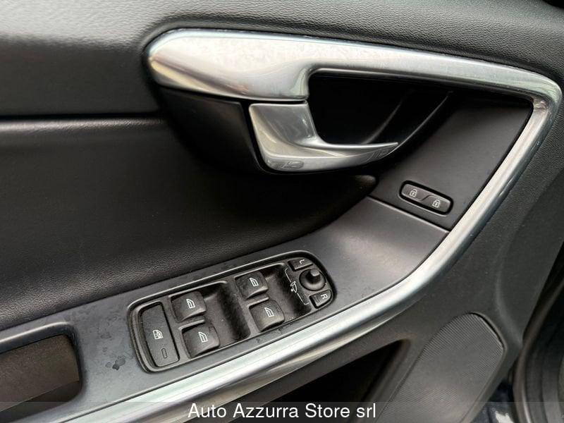 Volvo XC60 D4 Geartronic Ocean Race *1 PROPRIETARIO, TAGLIANDI CERTIFICATI*