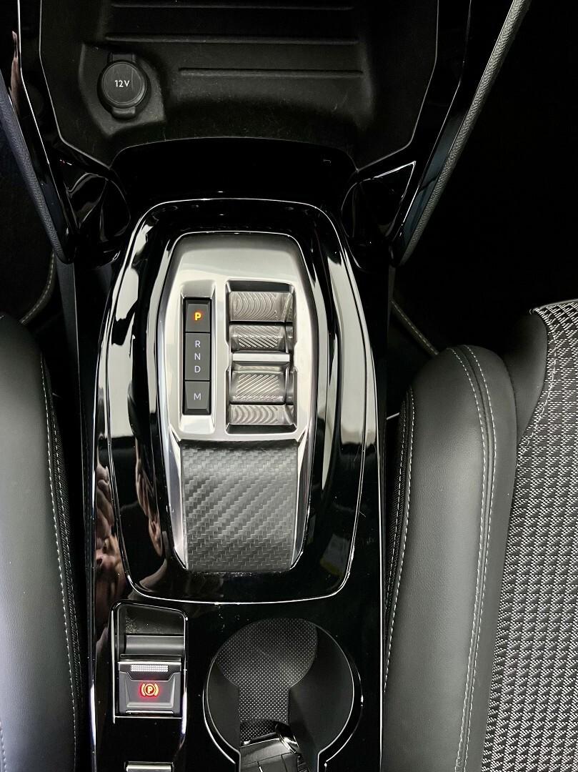 PEUGEOT 2008 1.5 BLUEHDI 130 CV GT PACK - 2023