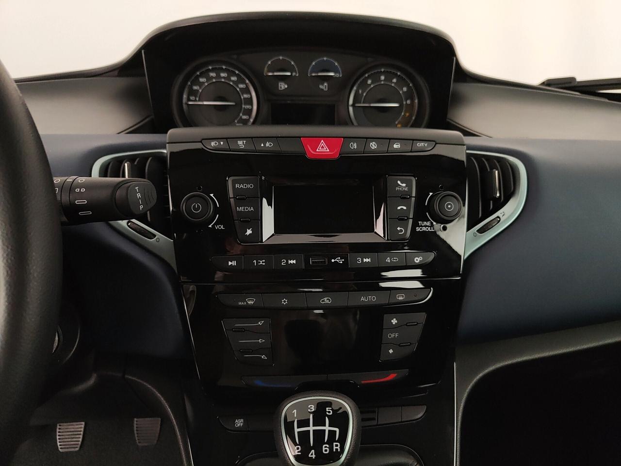 Lancia Ypsilon 1.0 FireFly 5 porte S&S Hybrid Oro