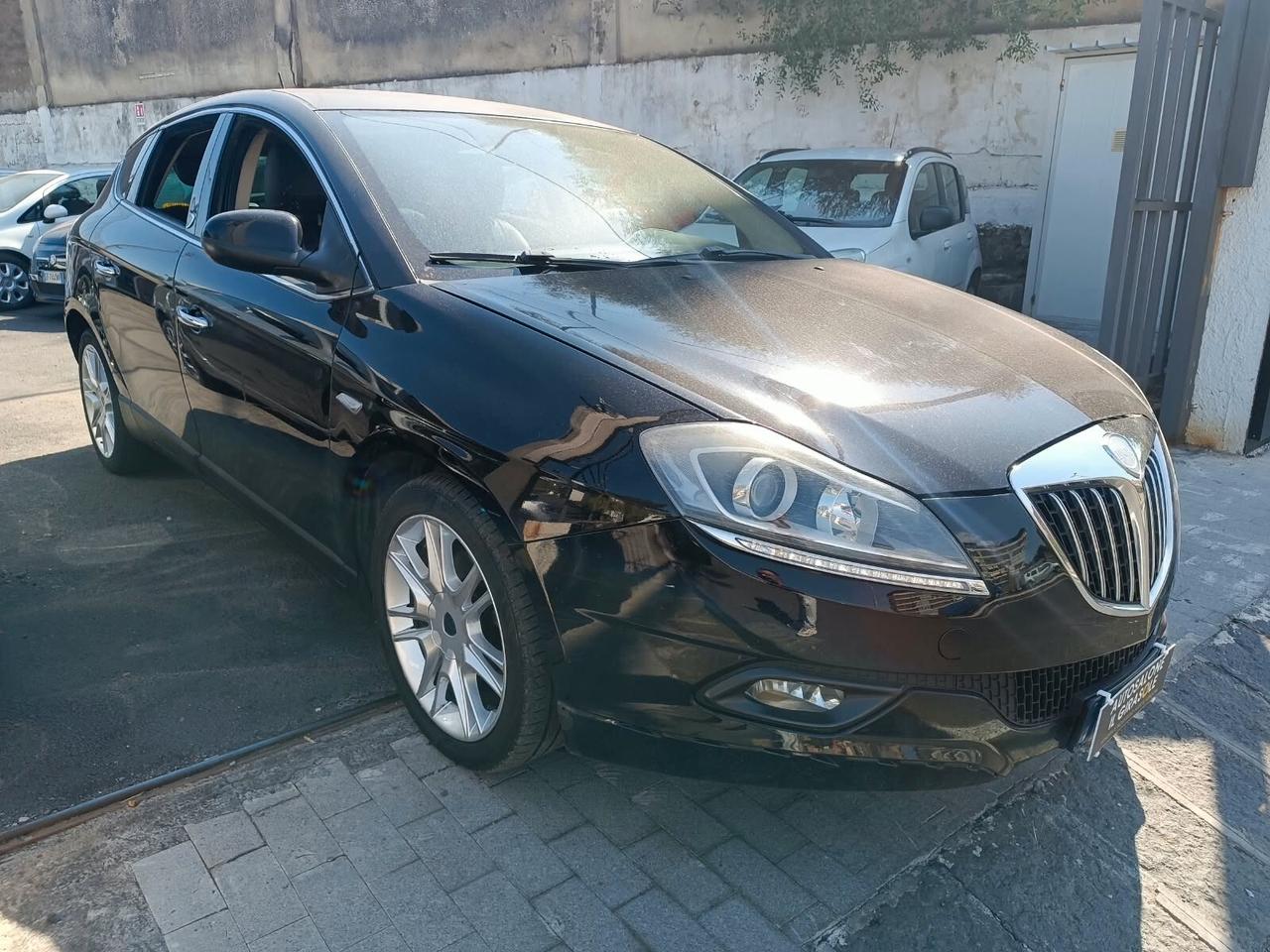 Lancia Delta 1.6 MJT DPF Platino POLTRONA FRAU
