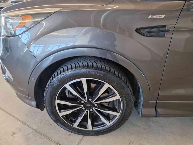 FORD Kuga 1.5 TDCI 120 CV 2WD ST-Line