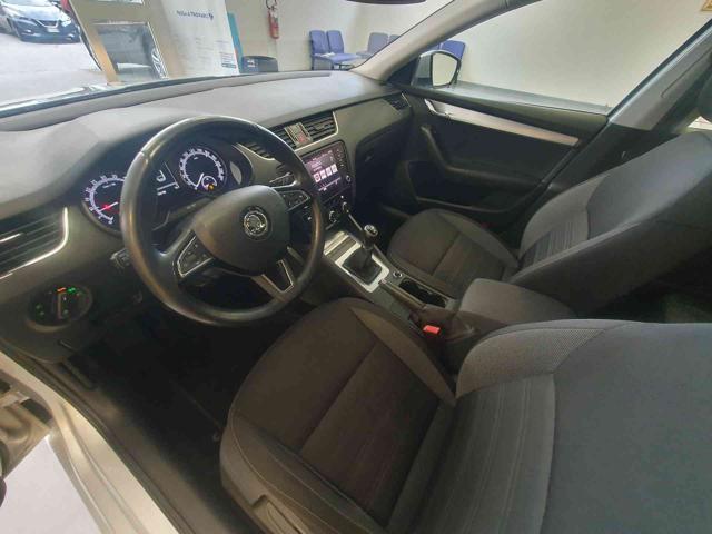 SKODA Octavia 1.6 TDI CR 115 CV Wagon Executive
